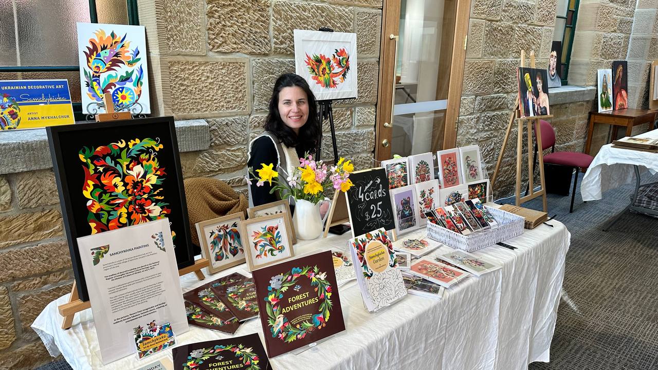 Anna Mykhalchuk At Her Stall At The Salamanca Markets, Hobart.